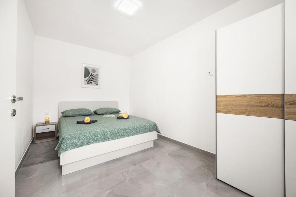 Apartment Olive Garden Near Pula 3 Km From Center And Only 4 Km From The Beach For 4 Persons Extérieur photo